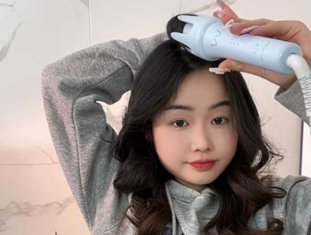 用卷发棒做梨花头的小窍门 快速拥有韩式甜美风