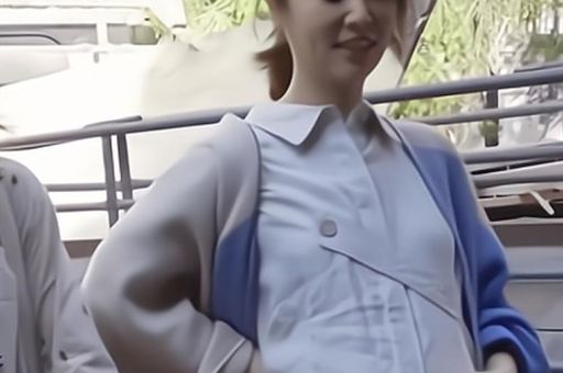 林心如喂奶画面温馨引热议明星育儿经