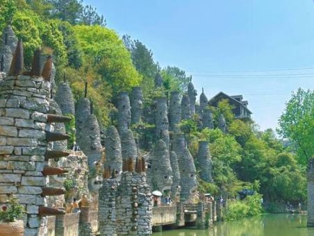 日隐小戈隆旅游攻略带你玩转小众景点