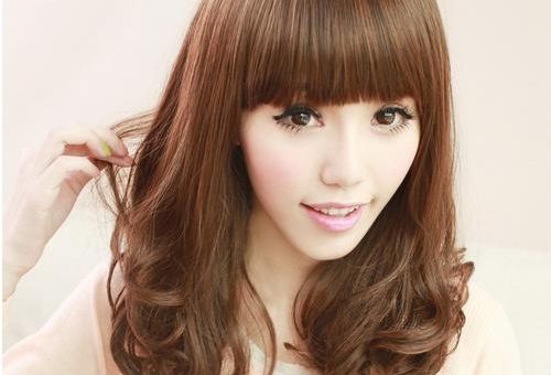 中分长发梨花头怎么烫好看又自然